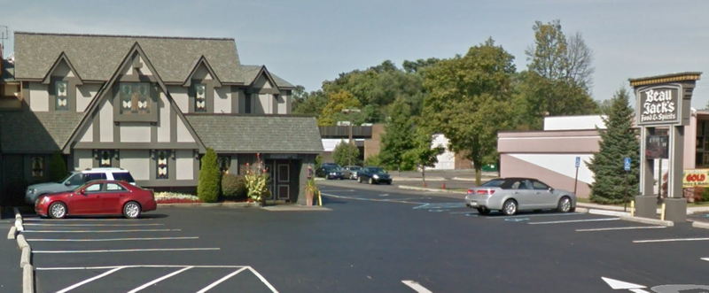 The Westerner - 4108 W Maple Beau Jacks (newer photo)